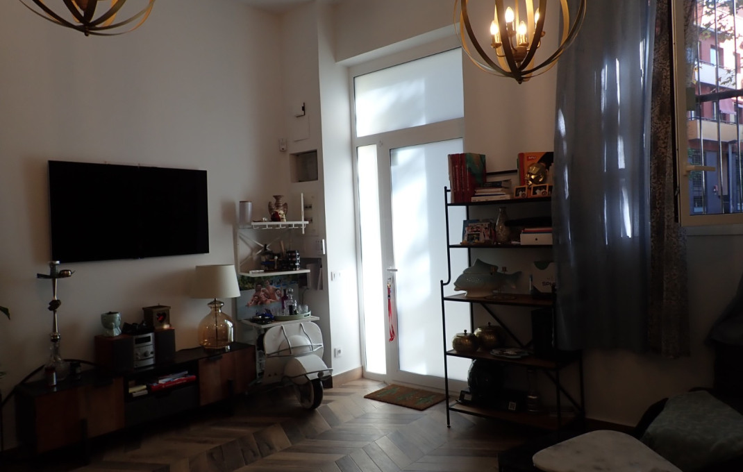 Venta - Piso -
Barcelona - Poblenou