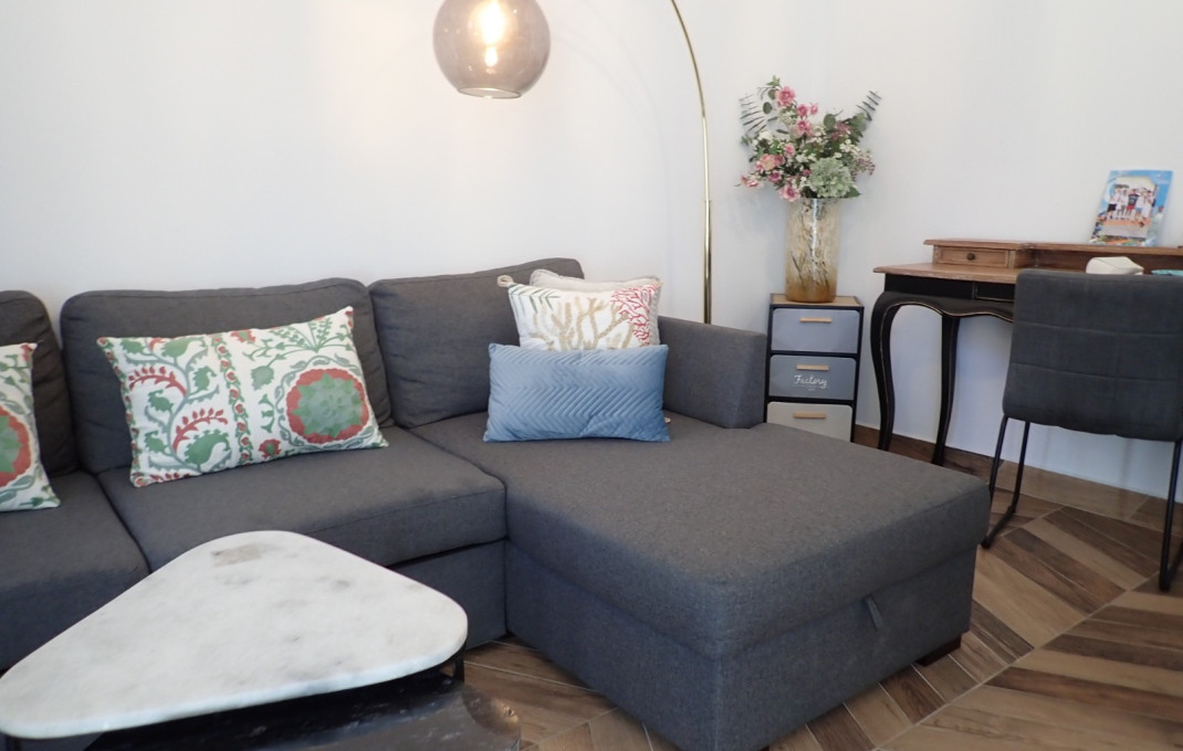 Venta - Piso -
Barcelona - Poblenou