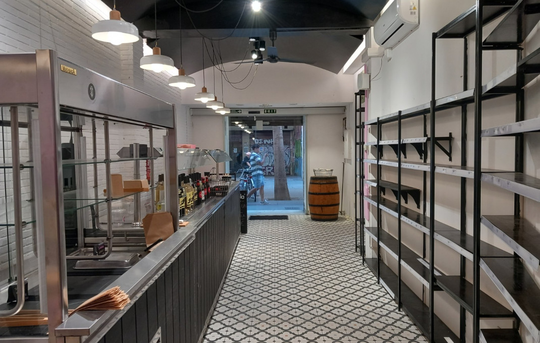 Traspaso - Take Away -
Barcelona - Ciutat Vella