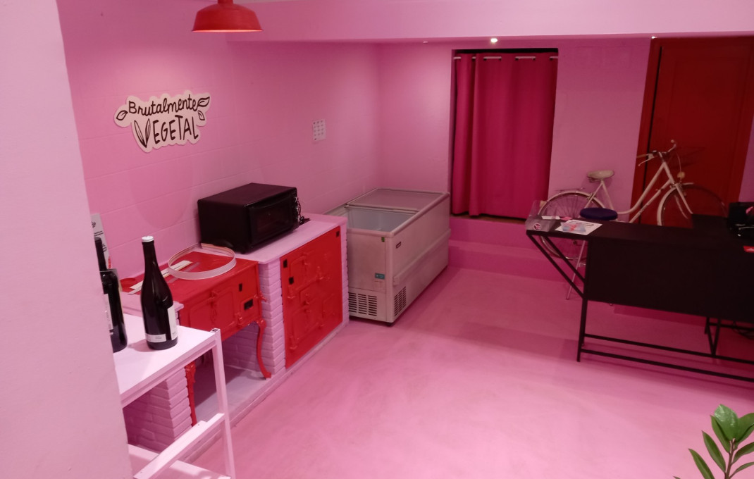 Traspaso - Take Away -
Barcelona - Ciutat Vella