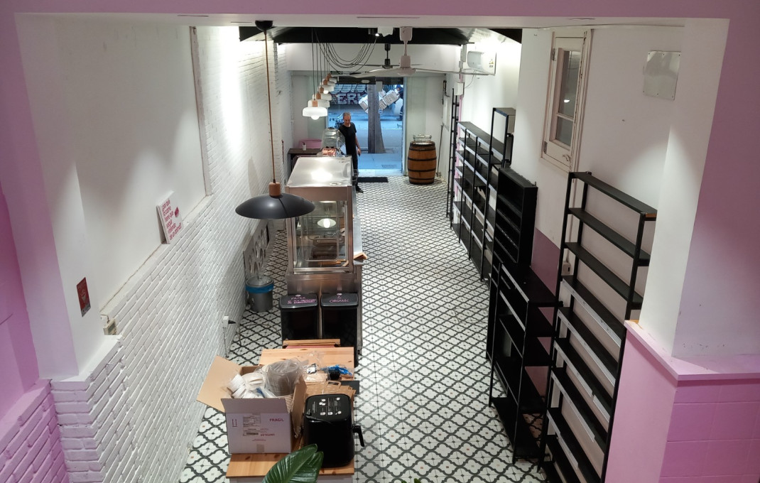 Traspaso - Take Away -
Barcelona - Ciutat Vella