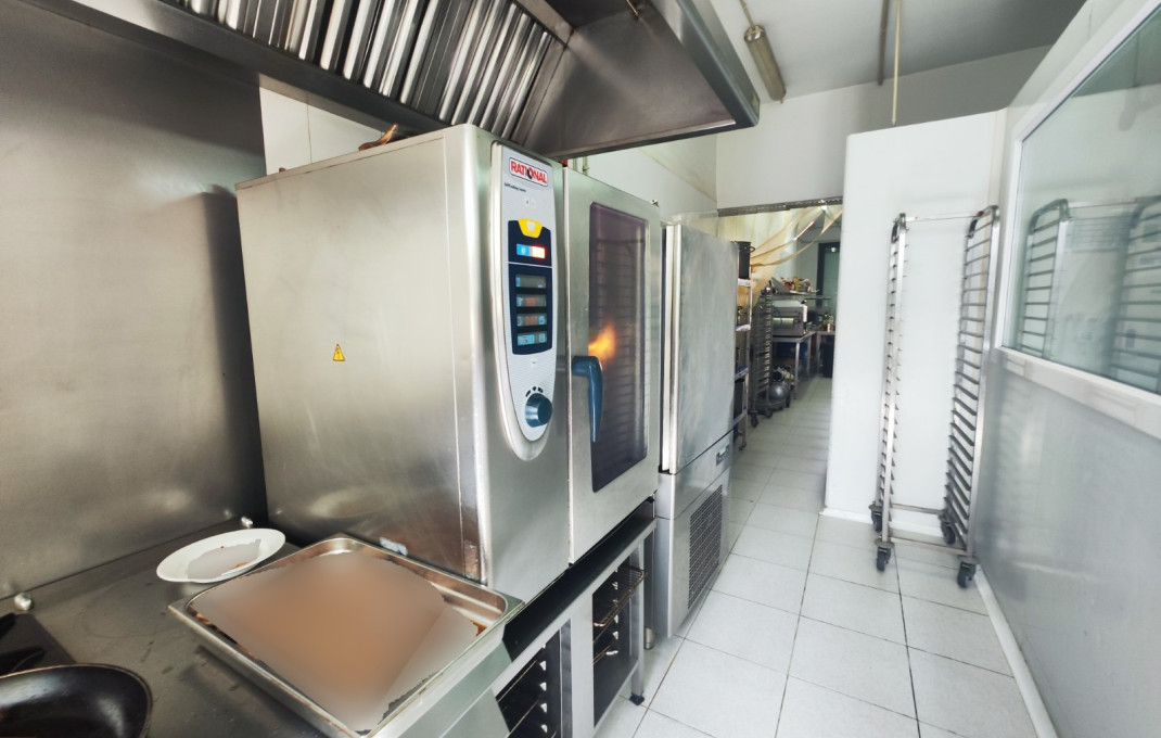 Transfert - cuisine industrielle -
Barcelona - Poblenou