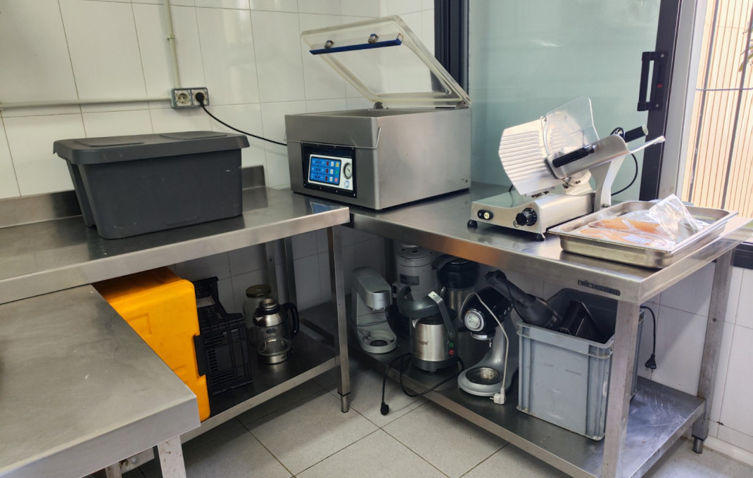 Transfert - cuisine industrielle -
Barcelona - Poblenou