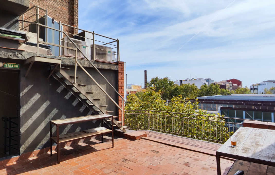 Transfert - cuisine industrielle -
Barcelona - Poblenou