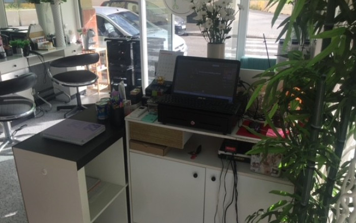 Traspaso - Peluquerias y Estetica -
Sabadell