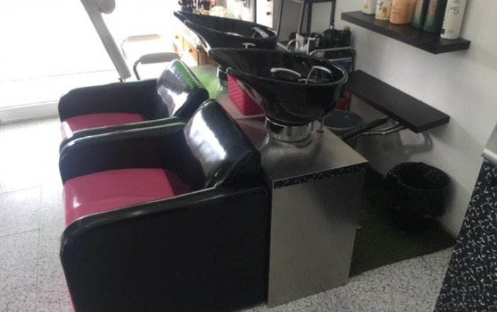 Traspaso - Peluquerias y Estetica -
Sabadell