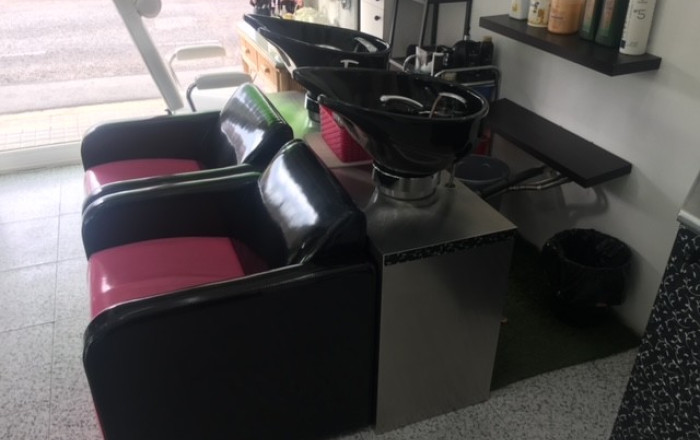 Traspaso - Peluquerias y Estetica -
Sabadell