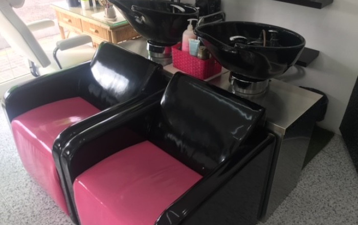 Traspaso - Peluquerias y Estetica -
Sabadell