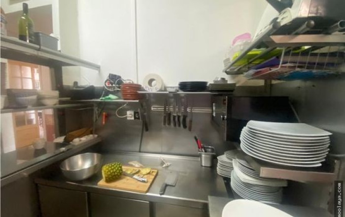 Transfert - Restaurant -
Roses