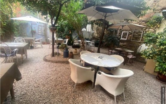 Transfert - Restaurant -
Roses