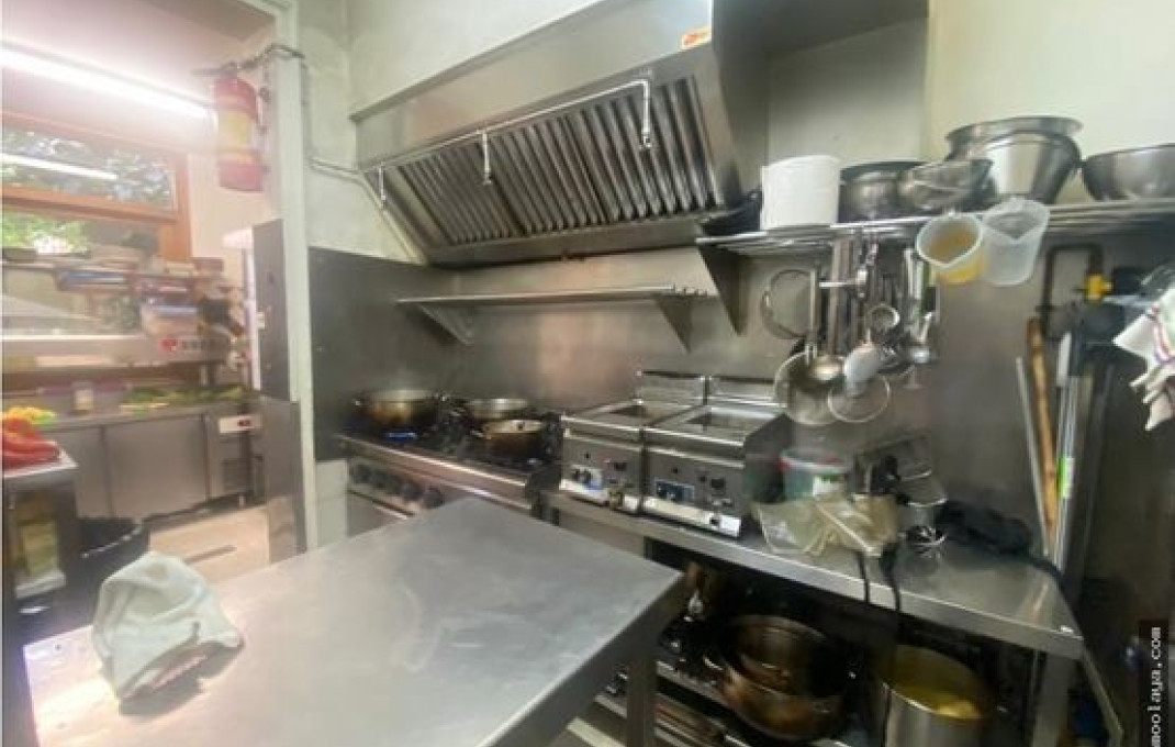 Transfert - Restaurant -
Roses