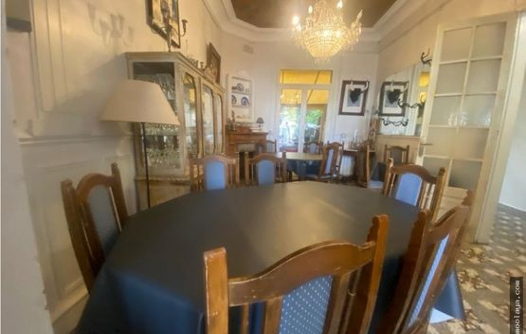 Transfert - Restaurant -
Roses