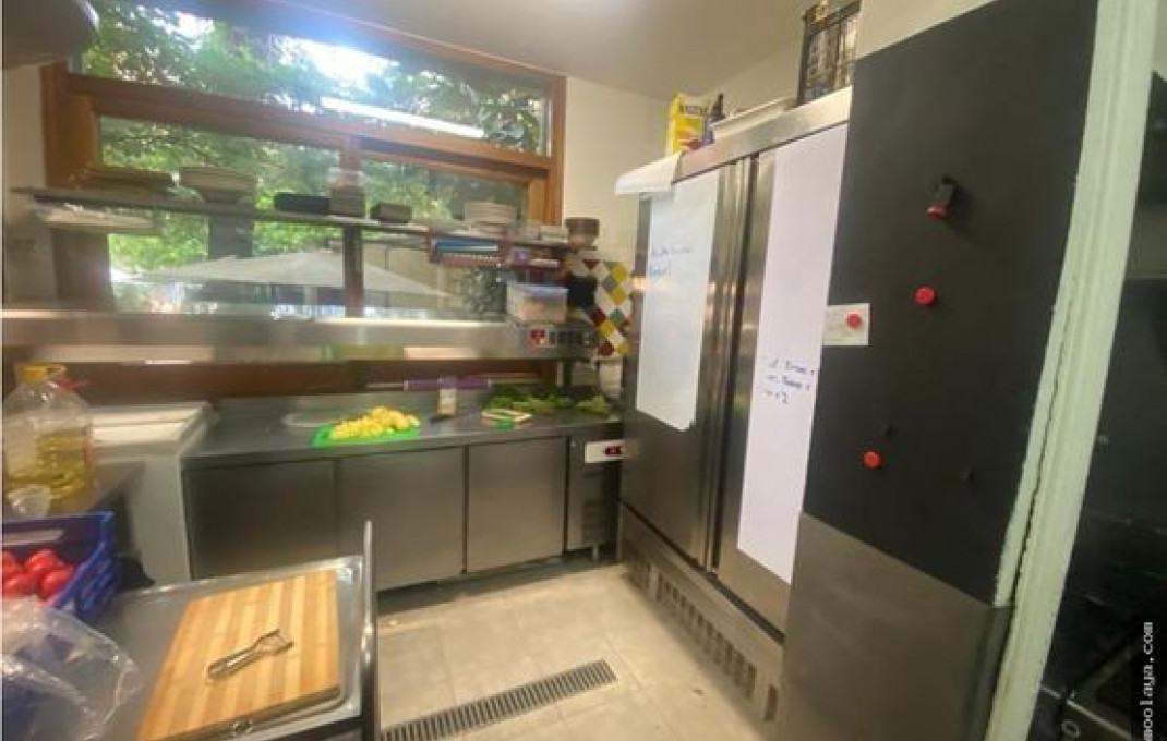 Transfert - Restaurant -
Roses