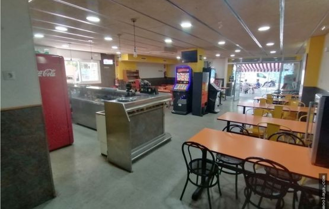 Transfert - Restaurant -
Barcelona - Zona Franca