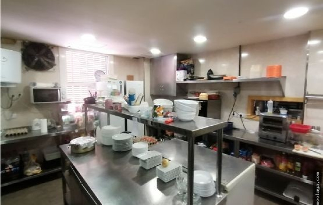 Transfert - Restaurant -
Barcelona - Zona Franca