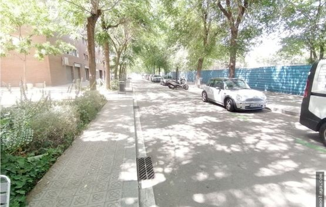 Transfert - Restaurant -
Barcelona - Zona Franca