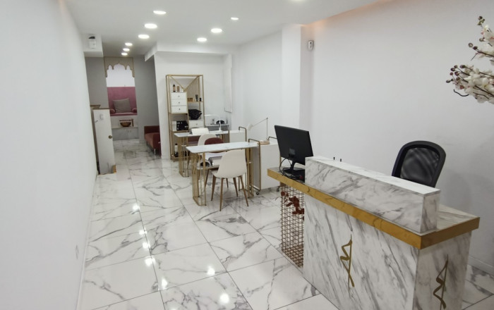 Transfert - Peluquerias y Estetica -
Barcelona - Sarria-Sant Gervasi