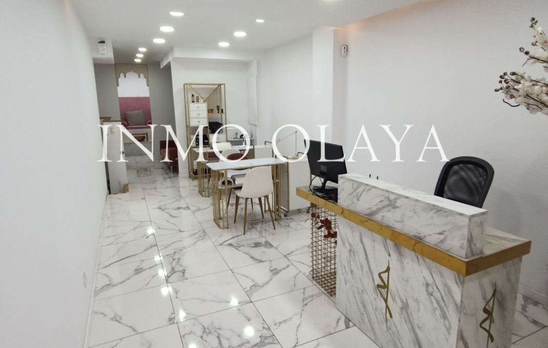 Transfert - Peluquerias y Estetica -
Barcelona - Sarria-Sant Gervasi