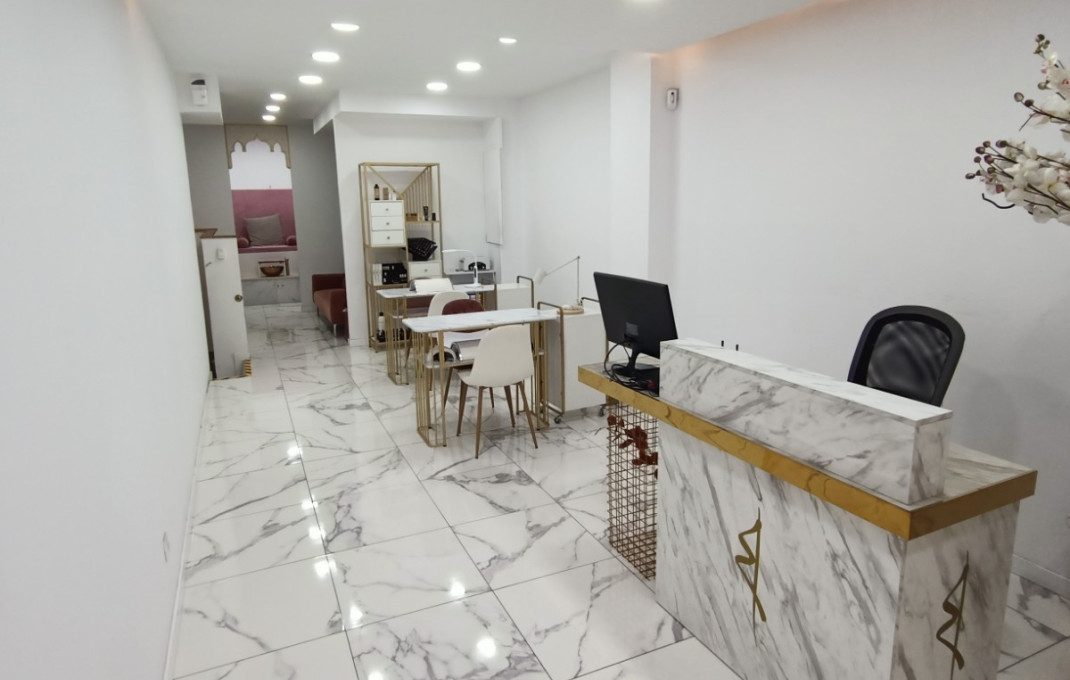 Transfert - Peluquerias y Estetica -
Barcelona - Sarria-Sant Gervasi