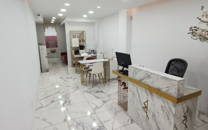 Transfert - Peluquerias y Estetica -
Barcelona - Sarria-Sant Gervasi
