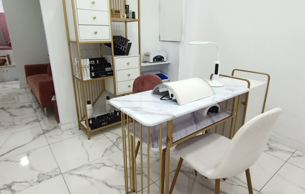 Transfert - Peluquerias y Estetica -
Barcelona - Sarria-Sant Gervasi