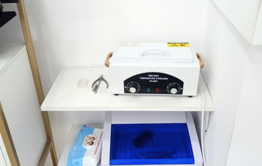 Transfert - Peluquerias y Estetica -
Barcelona - Sarria-Sant Gervasi