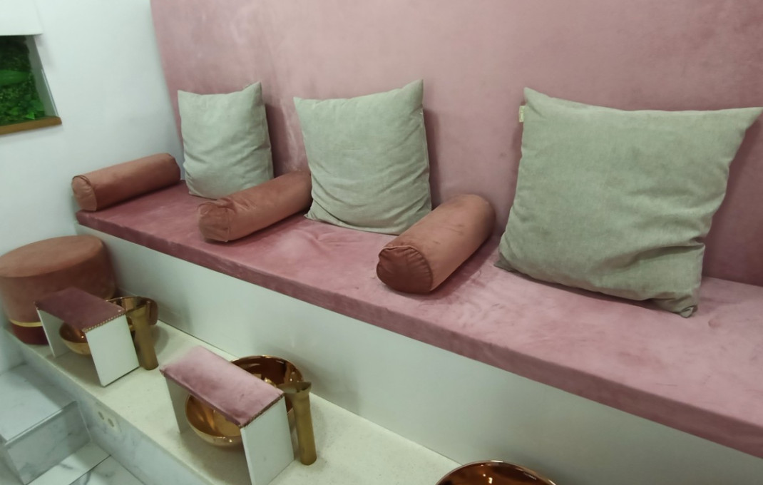 Transfert - Peluquerias y Estetica -
Barcelona - Sarria-Sant Gervasi