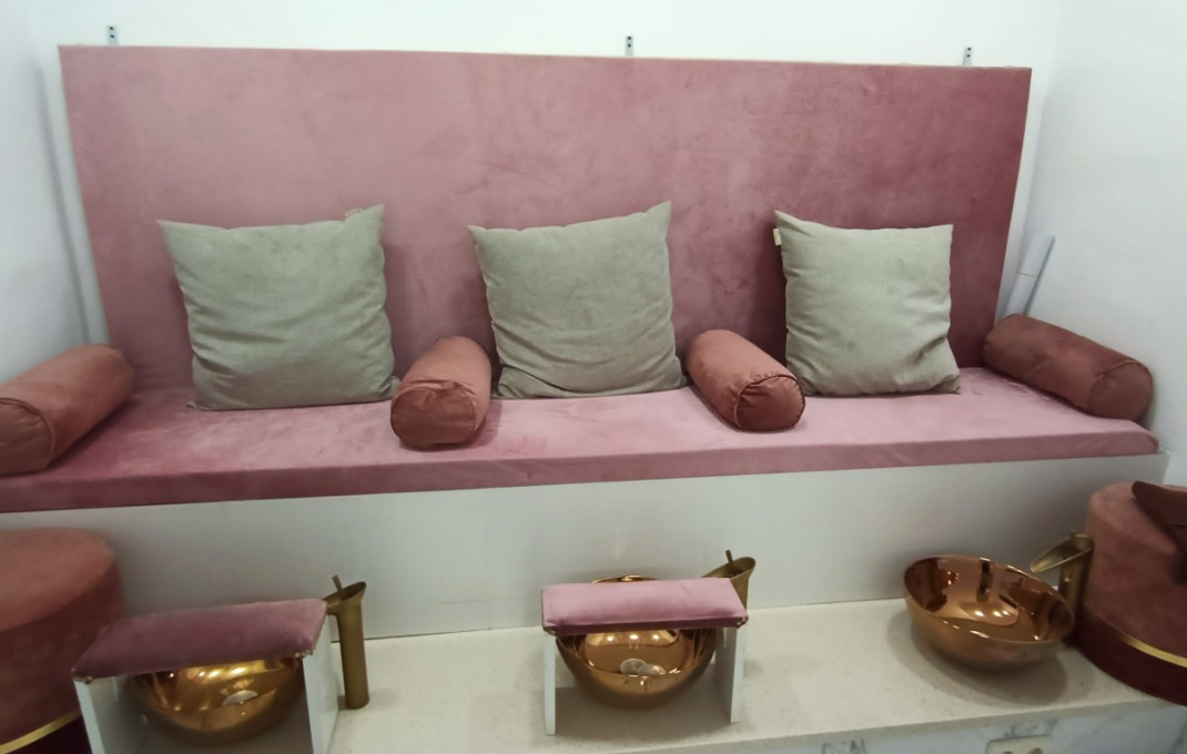 Transfert - Peluquerias y Estetica -
Barcelona - Sarria-Sant Gervasi