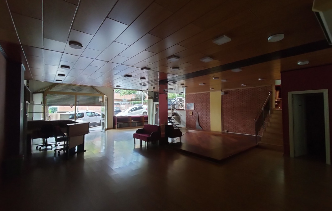 Venta - Local comercial -
Sant Feliu - Mas LLuí