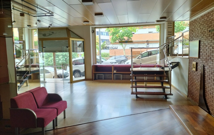 Venta - Local comercial -
Sant Feliu - Mas LLuí