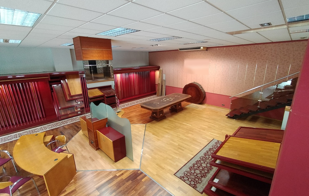 Venta - Local comercial -
Sant Feliu - Mas LLuí