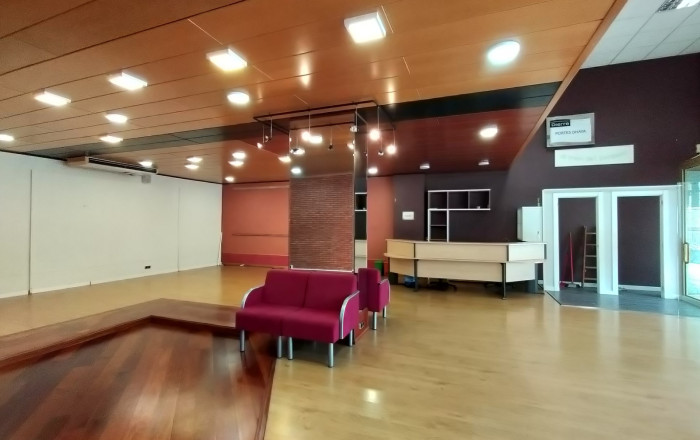 Venta - Local comercial -
Sant Feliu - Mas LLuí