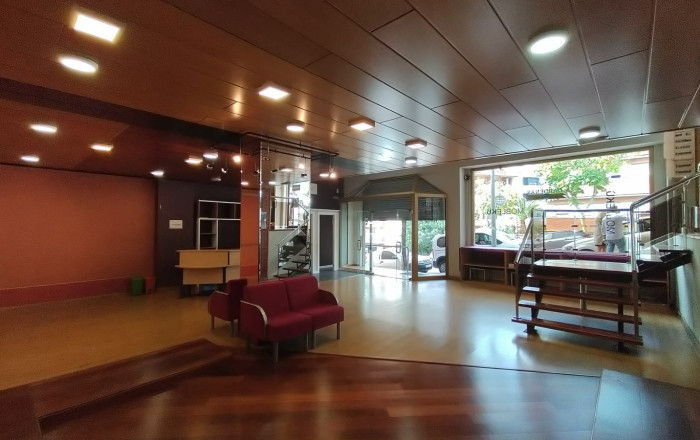 Venta - Local comercial -
Sant Feliu - Mas LLuí