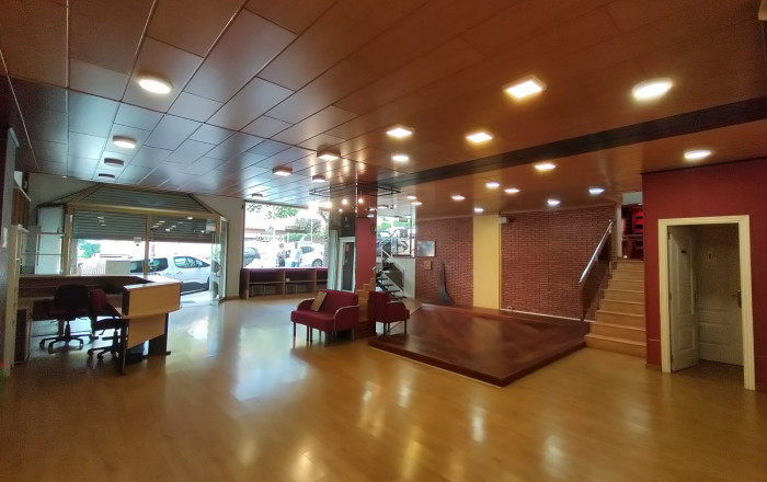 Venta - Local comercial -
Sant Feliu - Mas LLuí