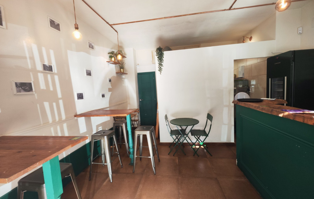 Transfert - Bar Restaurante -
Barcelona - Clot