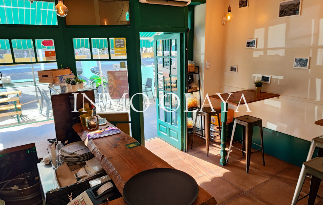 Transfert - Bar Restaurante -
Barcelona - Clot