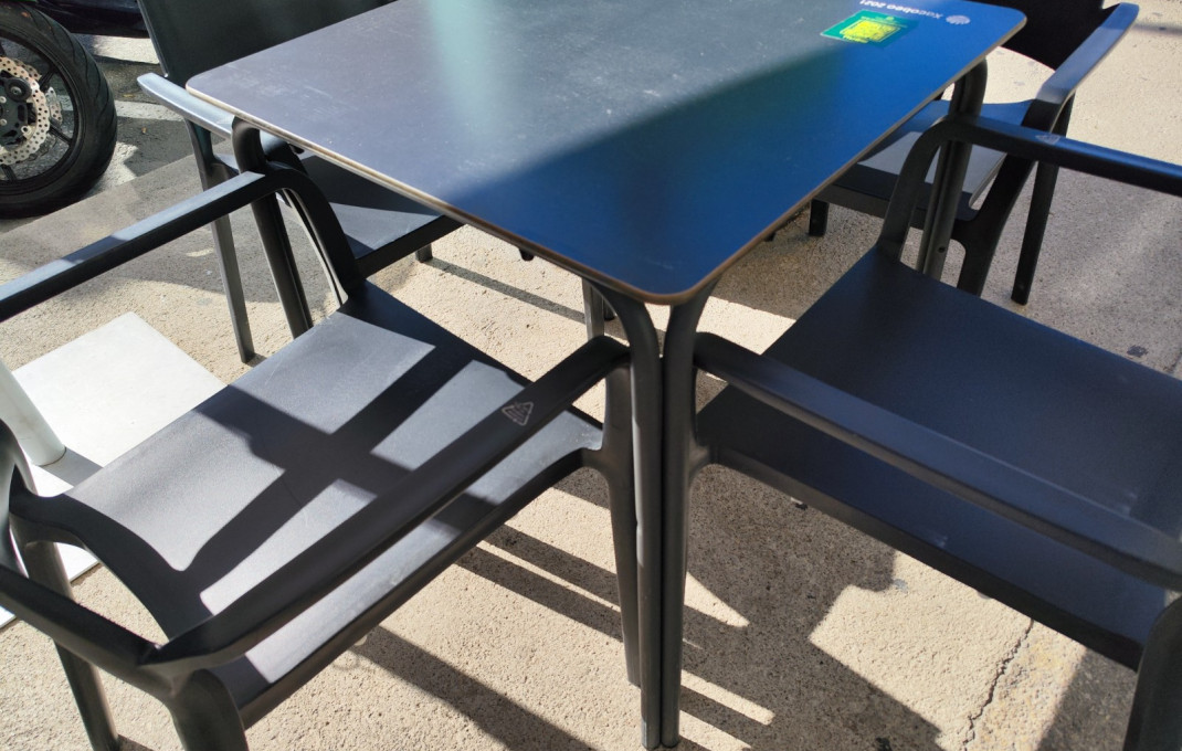 Transfert - Bar Restaurante -
Barcelona - Clot