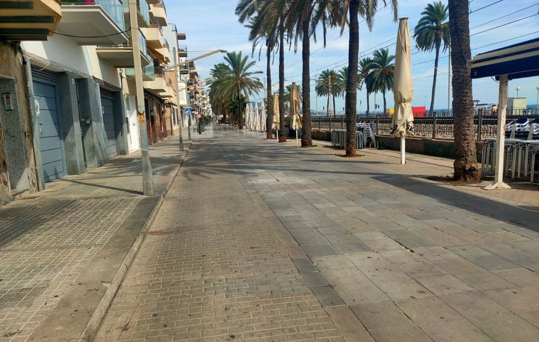 Transfert - Restaurant -
Badalona - Centre