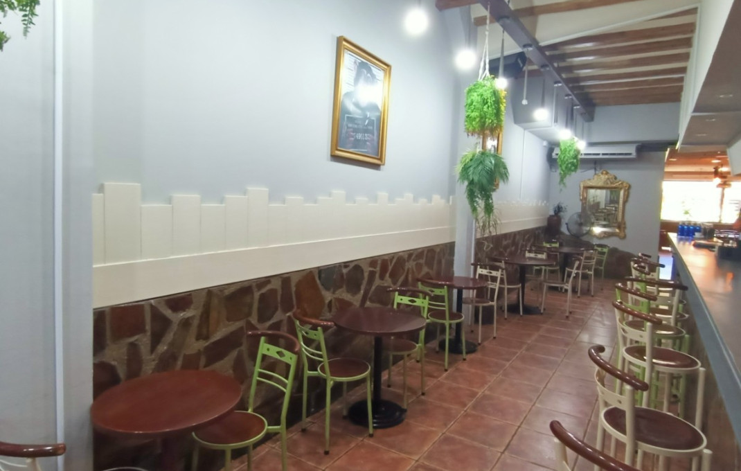 Transfert - Restaurant -
L'Hospitalet de Llobregat - Sant Josep