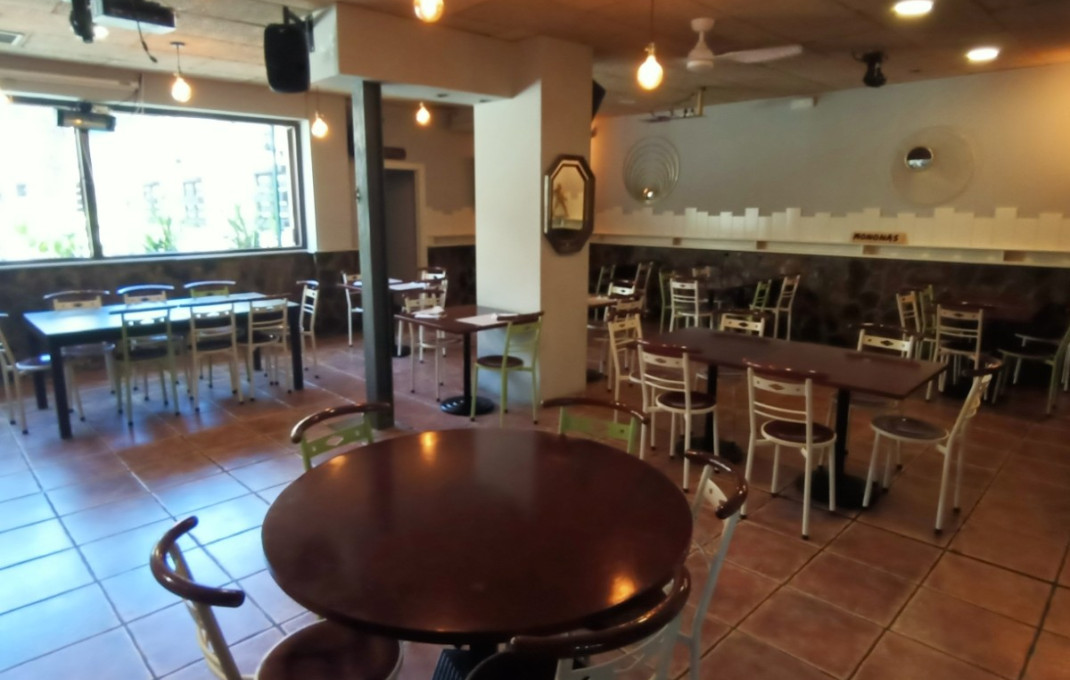 Transfert - Restaurant -
L'Hospitalet de Llobregat - Sant Josep