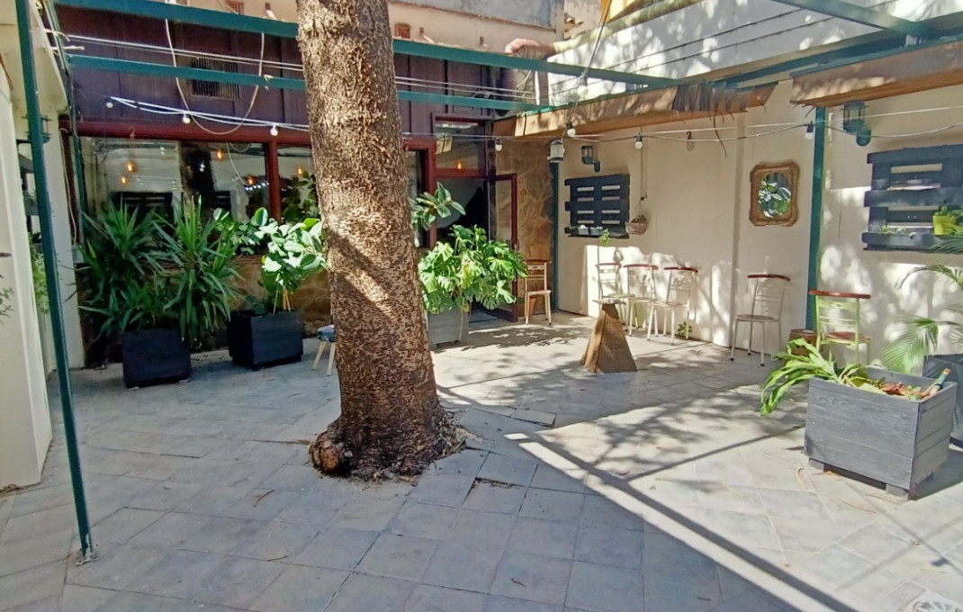 Transfert - Restaurant -
L'Hospitalet de Llobregat - Sant Josep