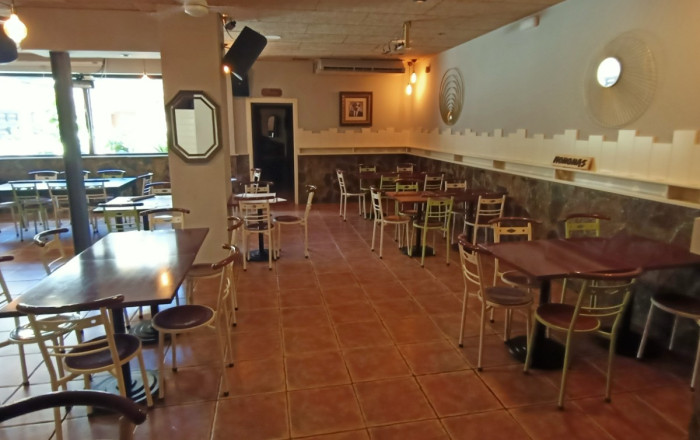 Transfert - Restaurant -
L'Hospitalet de Llobregat - Sant Josep