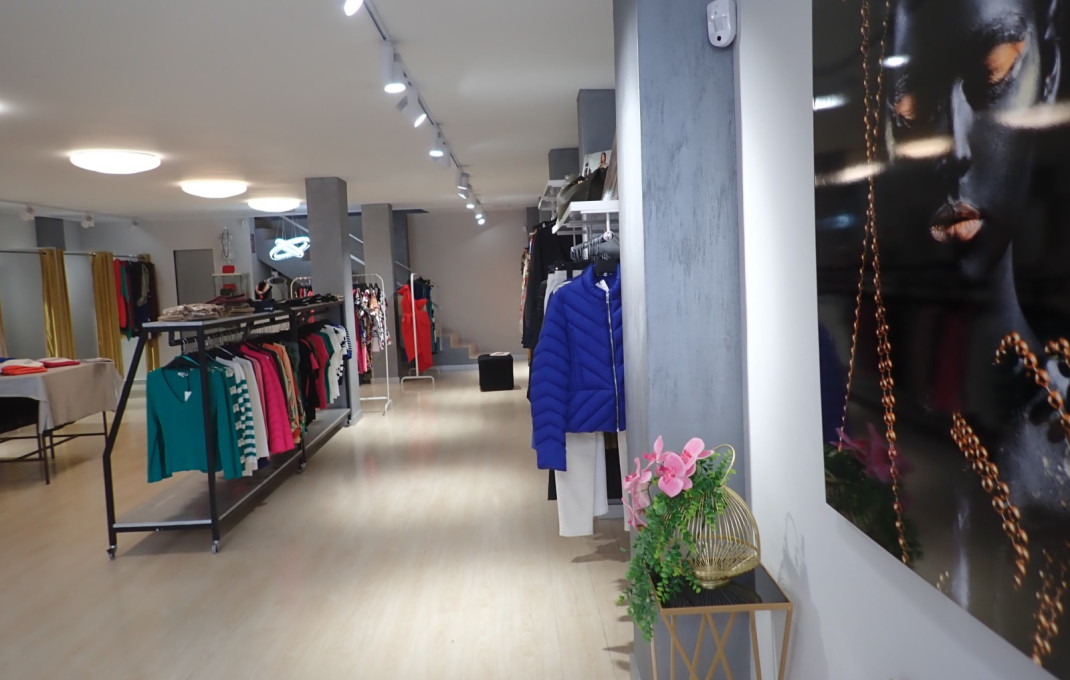 Traspaso - Tiendas -
Sant Boi de Llobregat