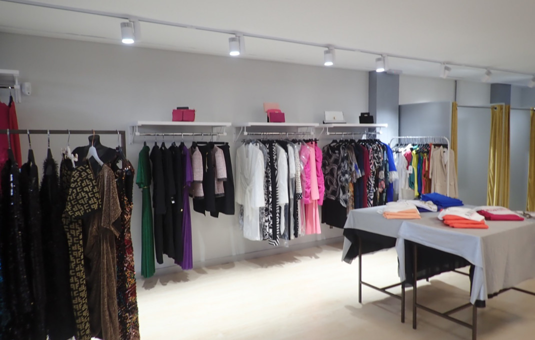 Traspaso - Tiendas -
Sant Boi de Llobregat