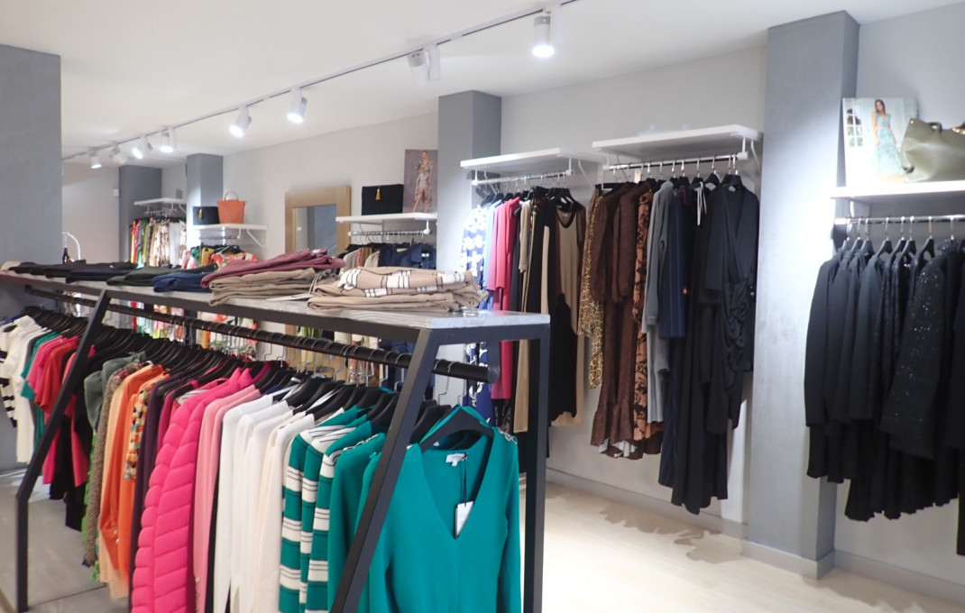 Traspaso - Tiendas -
Sant Boi de Llobregat