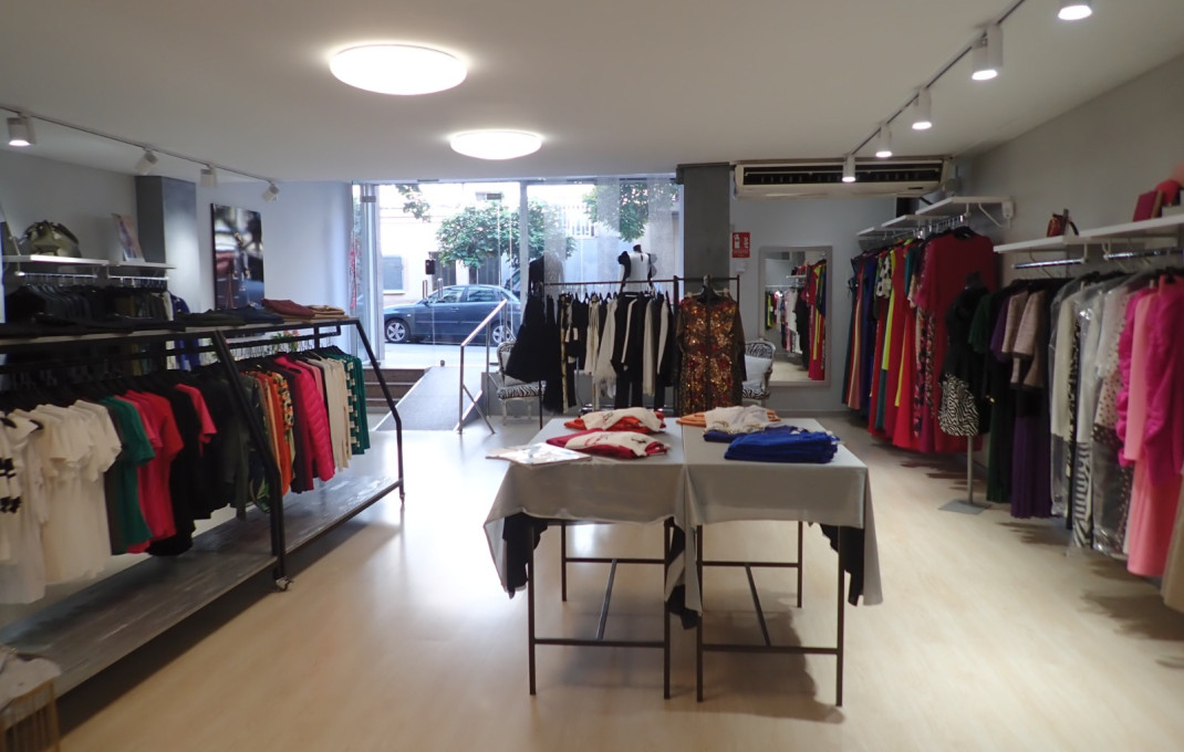 Traspaso - Tiendas -
Sant Boi de Llobregat