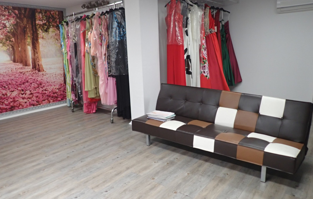 Traspaso - Tiendas -
Sant Boi de Llobregat