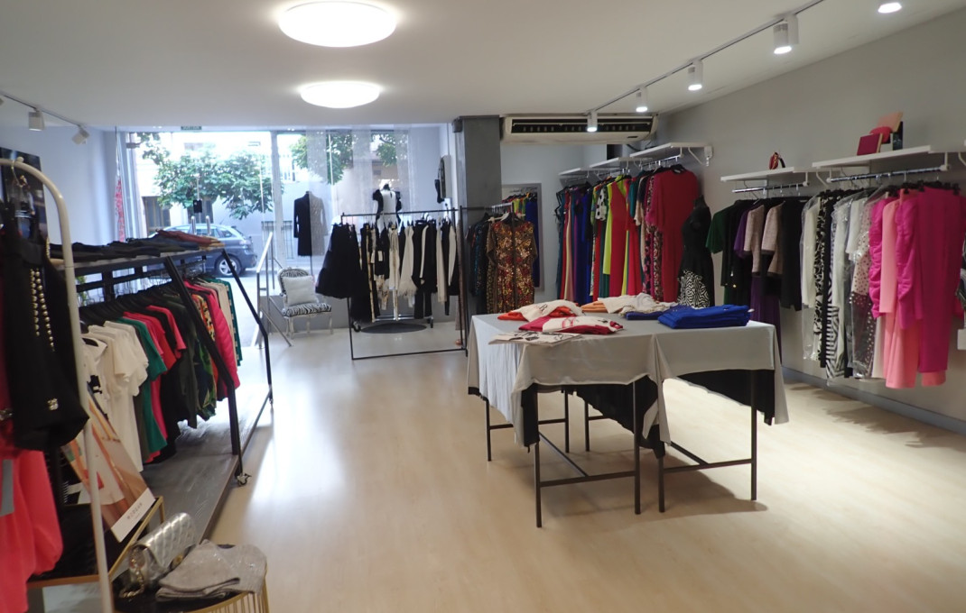 Traspaso - Tiendas -
Sant Boi de Llobregat