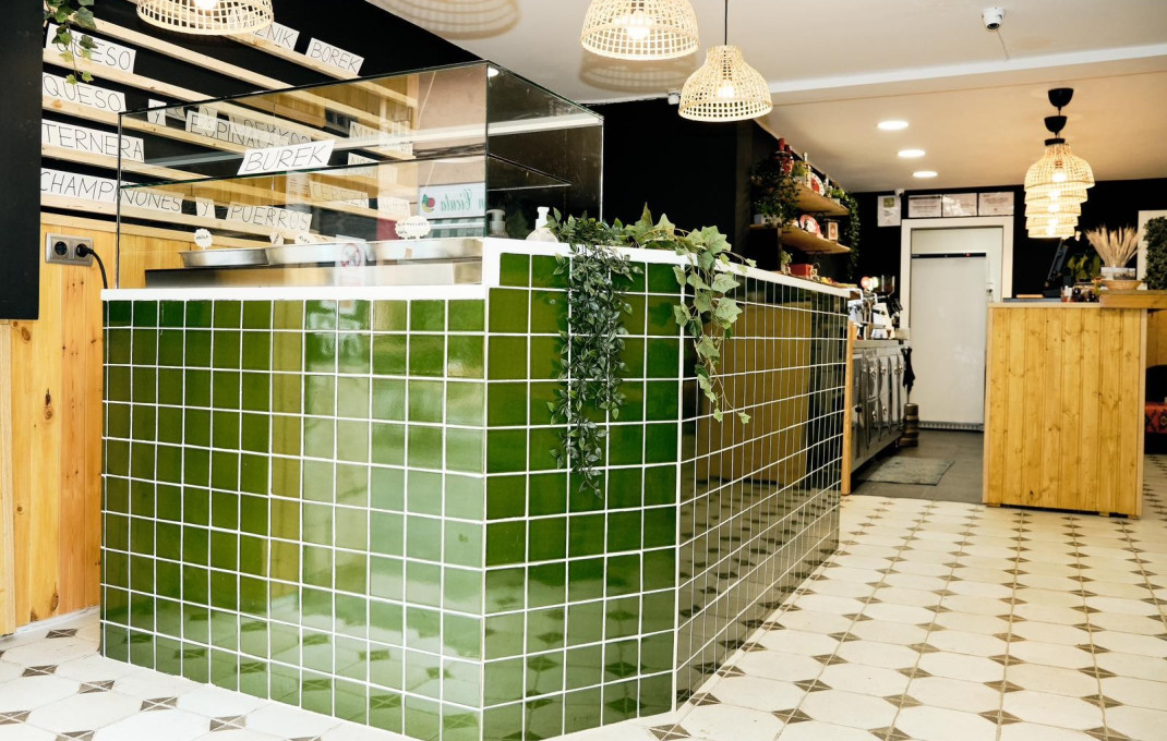 Traspaso - Cafeteria -
Castelldefels