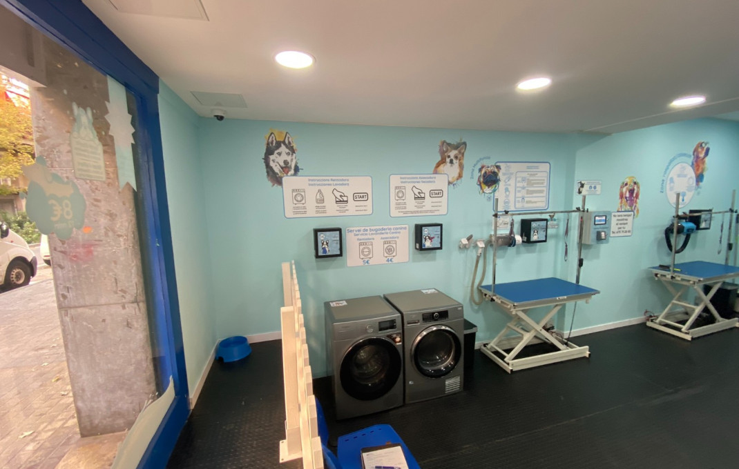 Transfert - Local comercial -
Barcelona - Les corts